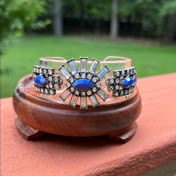J. Crew Jewelry - Vintage Style lucite/rhinestone bracelet